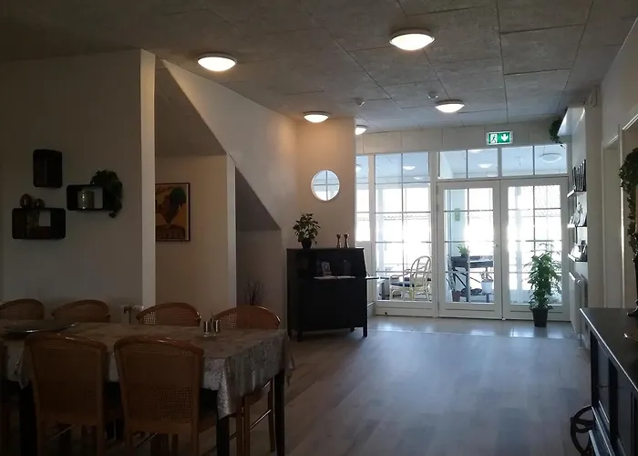 Hals Hotel 3*